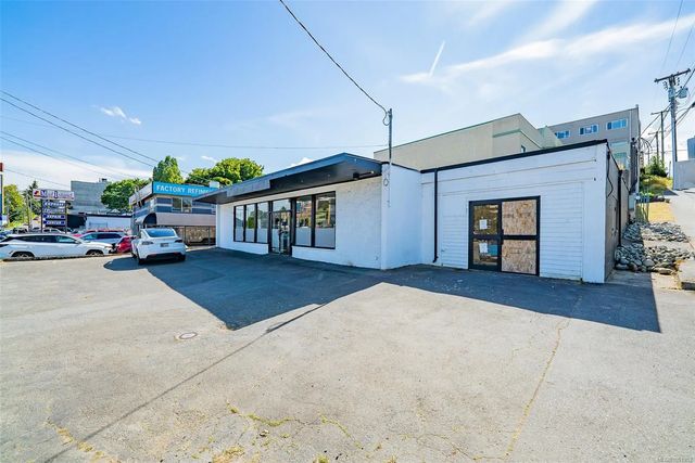 3 of 11 - 111 Terminal Ave, Nanaimo, BC