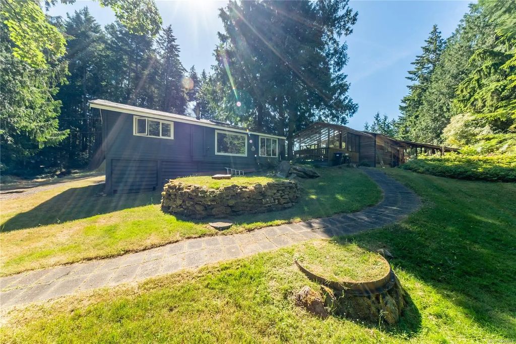 336 Hemlock Ave, Gabriola Island