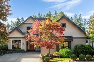 3453 Bradner Cir, Nanoose Bay