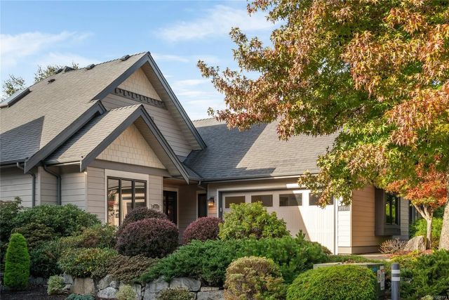 2 of 71 - 3453 Bradner Cir, Nanoose Bay, BC