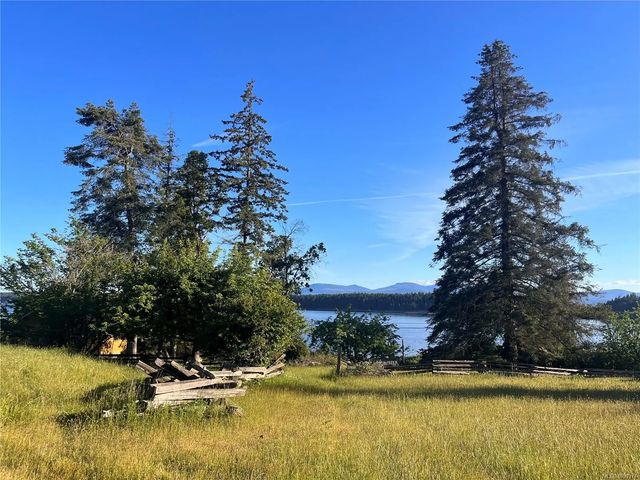 3 of 53 - 1955 Garland Dr, Gabriola Island, BC