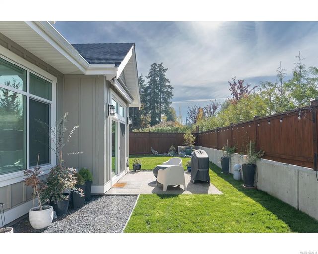 4 of 36 - 846 Ackerman Rd 18, French Creek, BC