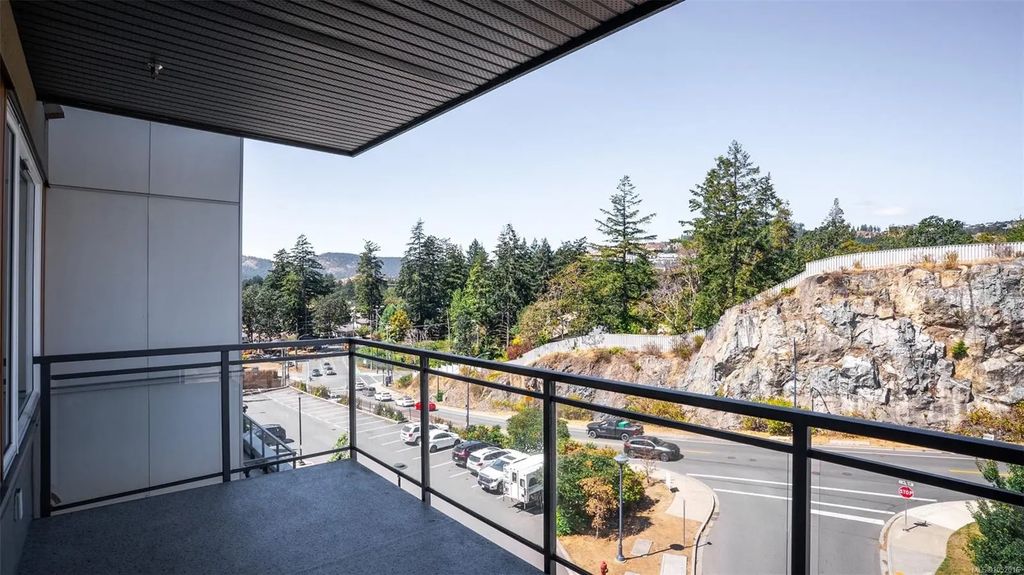 967 Whirlaway Cres 412, Langford