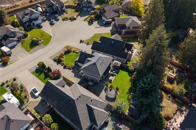 2 of 50 - 3646 Soren Pl, Cobble Hill, BC