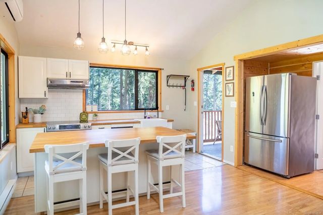5 of 37 - 4318 Port Washington Rd, Pender Island, BC