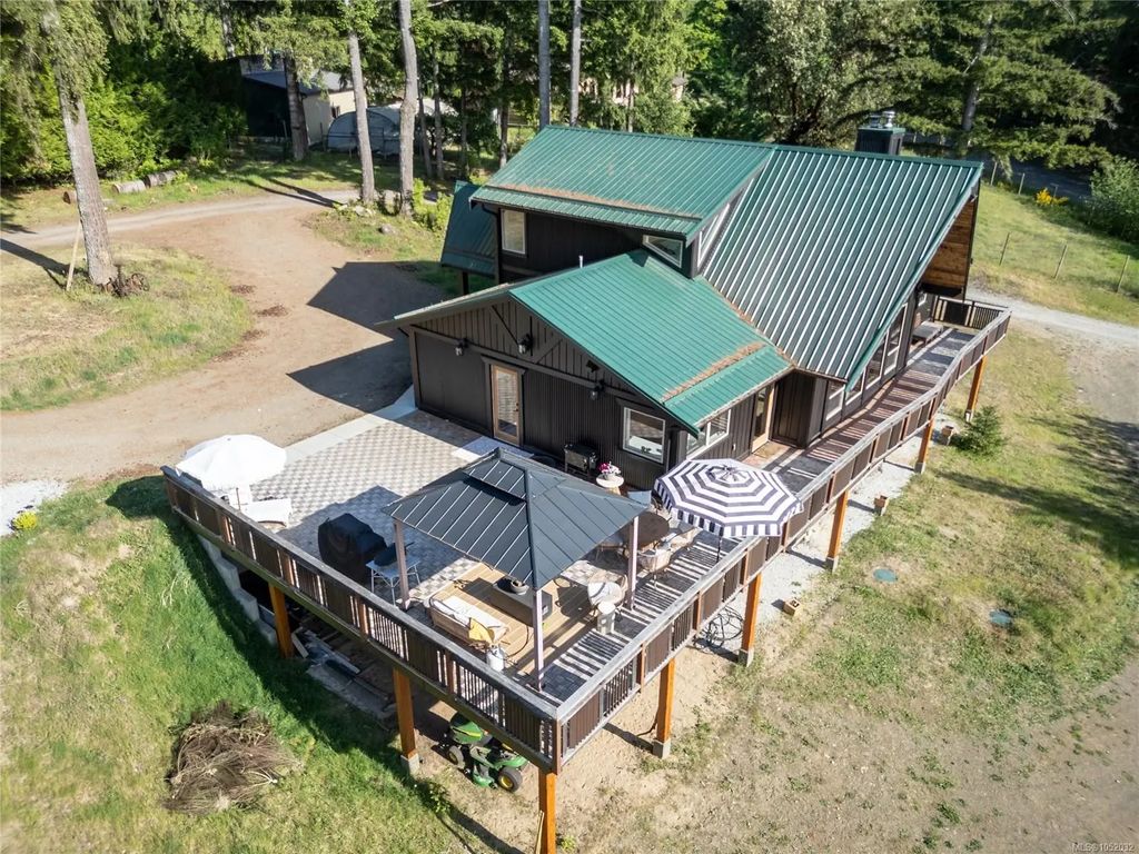 2279/2281 Clark Rd, Courtenay