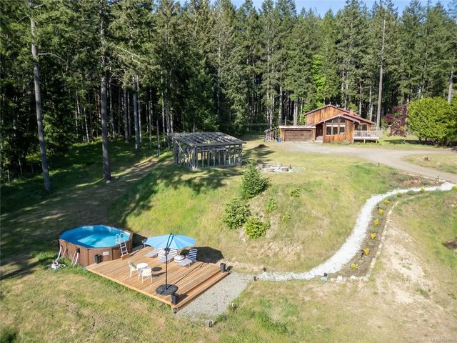 4 of 95 - 2279/2281 Clark Rd, Courtenay, BC