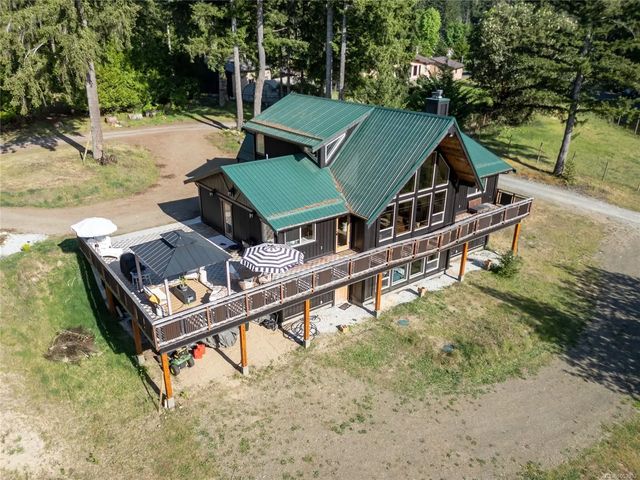 5 of 95 - 2279/2281 Clark Rd, Courtenay, BC