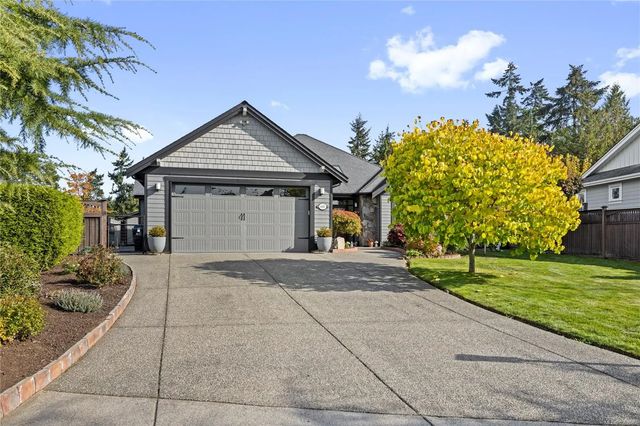 2 of 41 - 688 Lowry's Rd, French Creek, BC