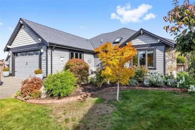 3 of 41 - 688 Lowry's Rd, French Creek, BC