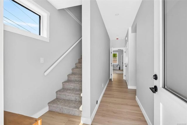 2 of 53 - 2016a Galerno Rd, Campbell River, BC