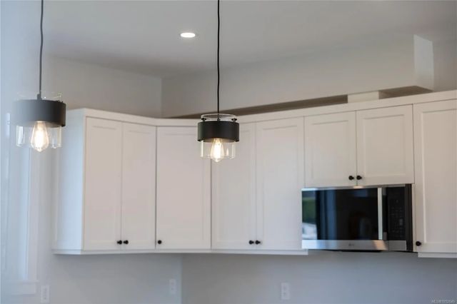 4 of 53 - 2016a Galerno Rd, Campbell River, BC