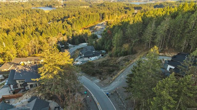 5 of 21 - 5055 Broad Ridge Pl, Lantzville, BC