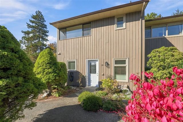 2 of 60 - 240 Higson Cres 10, Qualicum Beach, BC