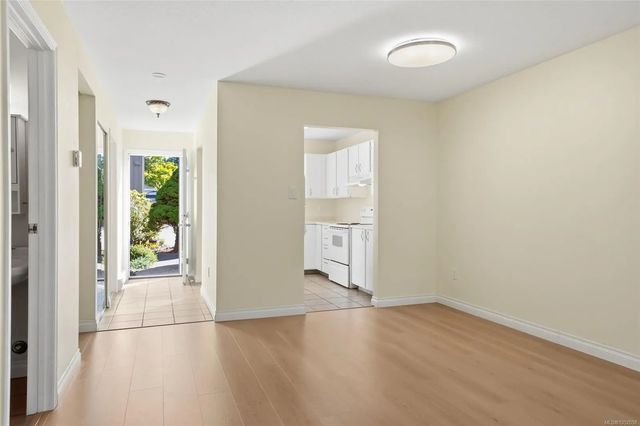 4 of 60 - 240 Higson Cres 10, Qualicum Beach, BC