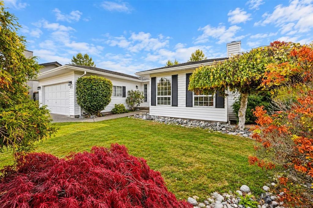 6766 Central Saanich Rd 17, Central Saanich