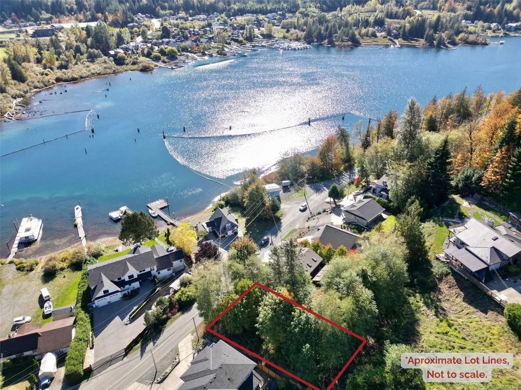 249 North Shore Rd, Lake Cowichan