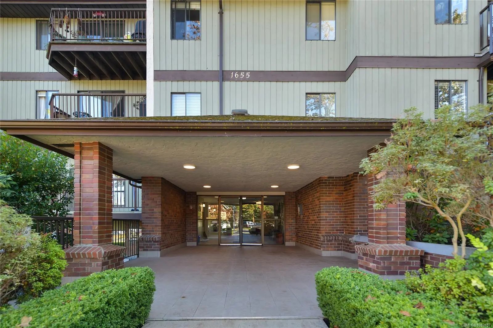 Victoria Real Estate - MLS # 1052157, Residential real estate for Sale in , MLS Listings # 1052157