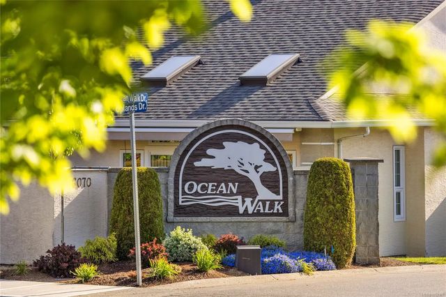 2 of 38 - 128 Ocean Walk Dr, Nanaimo, BC