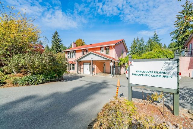 3 of 8 - 2630 Labieux Rd, Nanaimo, BC
