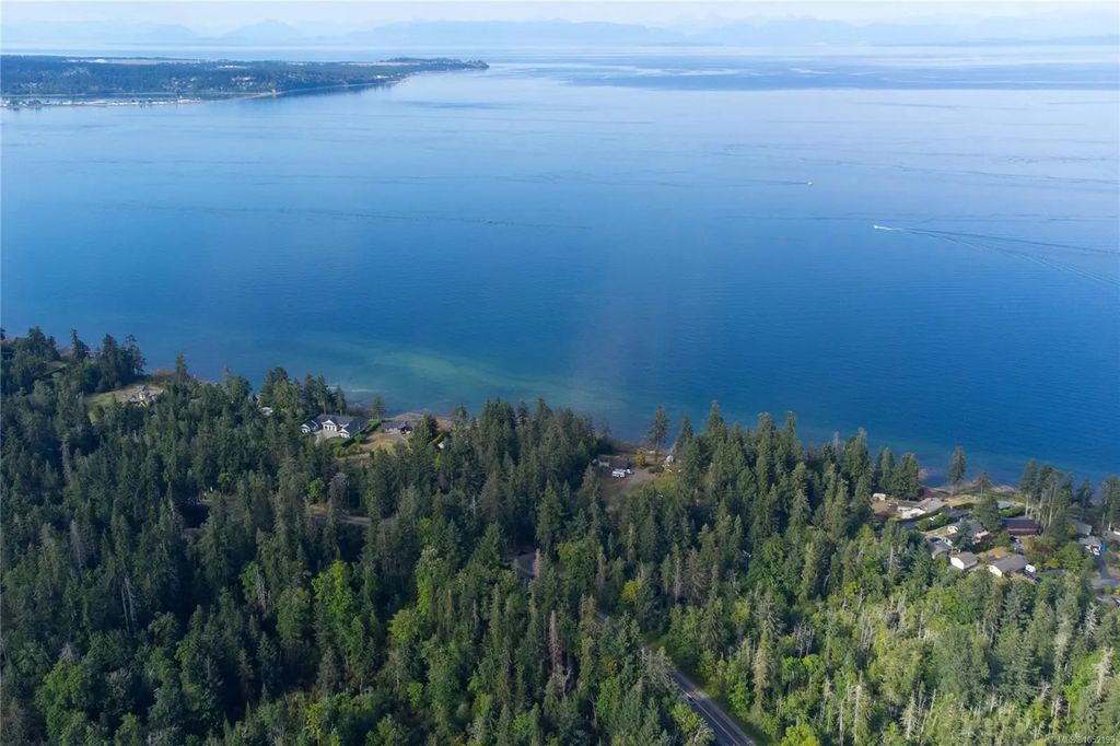 4472 Island Hwy S Lot 1, Royston