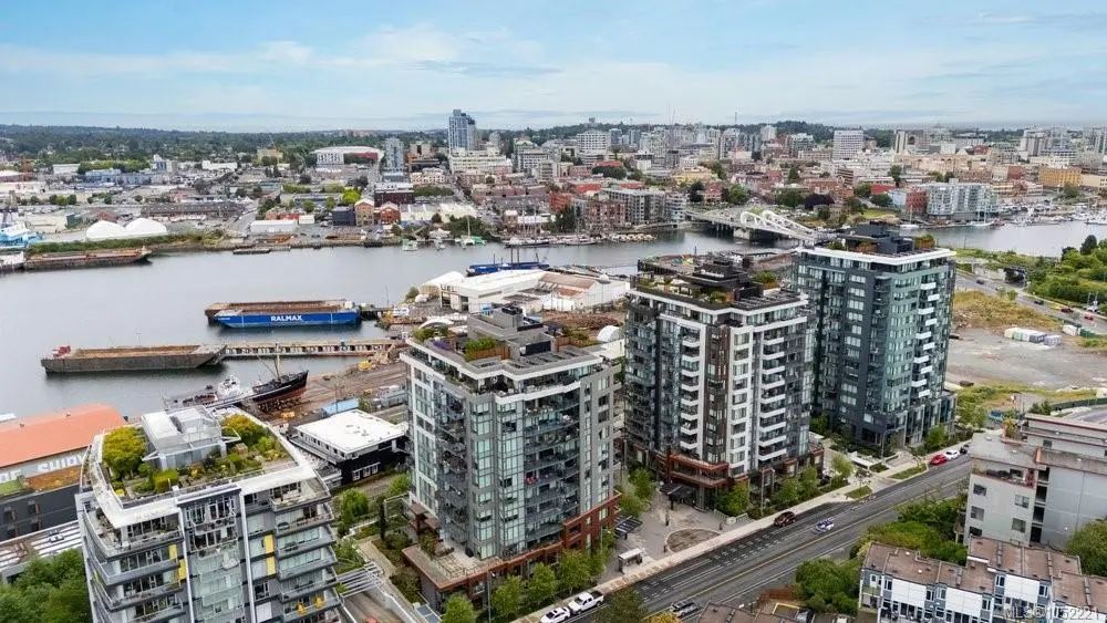 MLS Number 1052221 in the city of Victoria Homes for Sale by DOCKSIDE GREEN TOWER 1, the zipcode of V9A 0B6