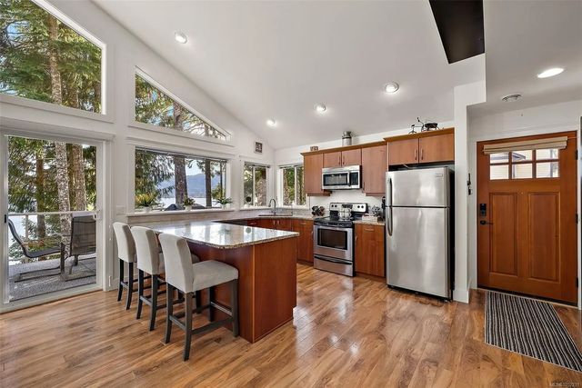 5 of 57 - 9712 Marble Bay Rd, Lake Cowichan, BC