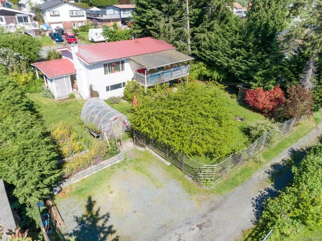 3 of 27 - 8031 Arthur St, Crofton, BC