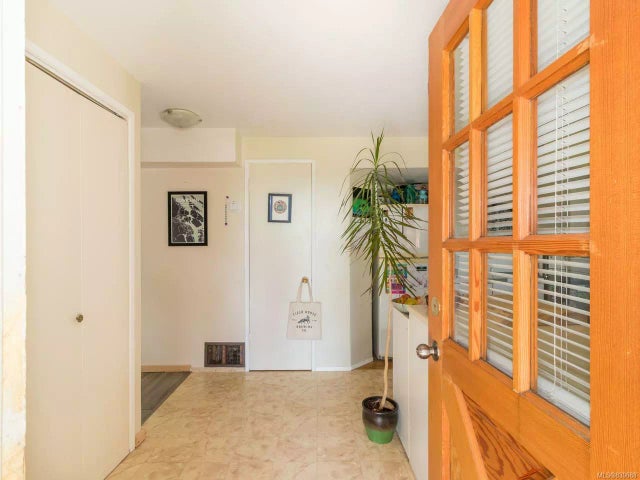 5 of 27 - 8031 Arthur St, Crofton, BC