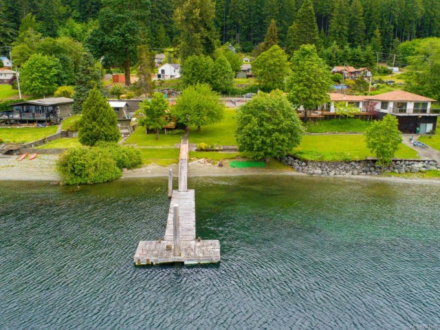 2 of 41 - 10072 Lakeshore Terr, Youbou, BC