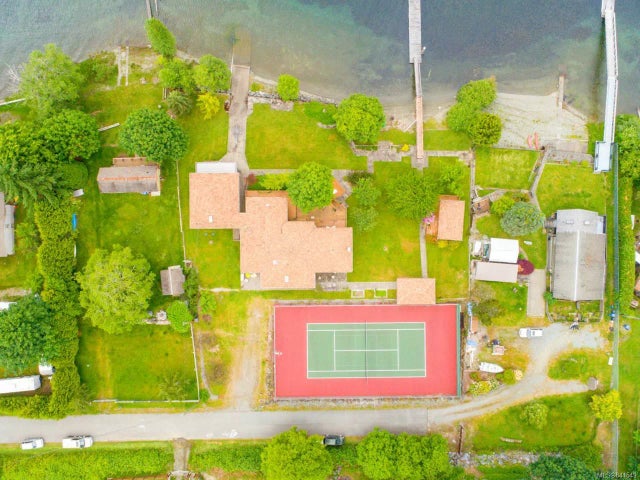 3 of 41 - 10072 Lakeshore Terr, Youbou, BC