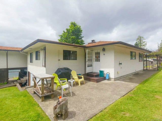 4 of 41 - 10072 Lakeshore Terr, Youbou, BC