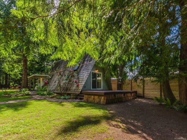 2 of 49 - 7685 Ships Point Rd, Fanny Bay, BC