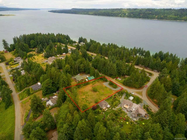 1 of 11 - 7671 Victor Lane, Fanny Bay, BC