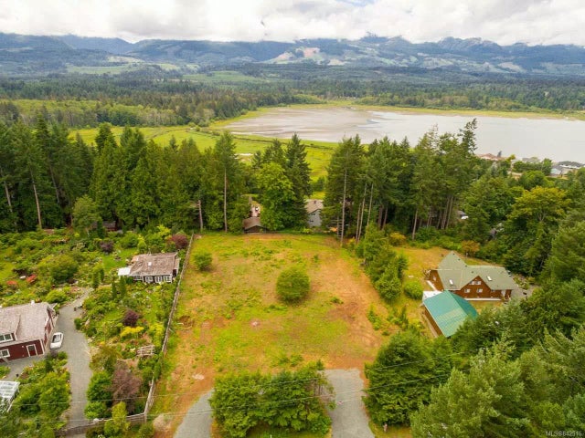 3 of 11 - 7671 Victor Lane, Fanny Bay, BC