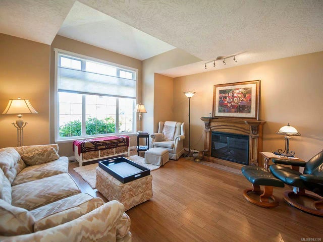 2 of 19 - 8132 Musgrave St, Crofton, BC