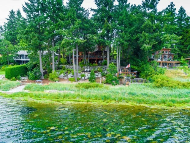 4 of 63 - 7941 Park Rd, Fanny Bay, BC