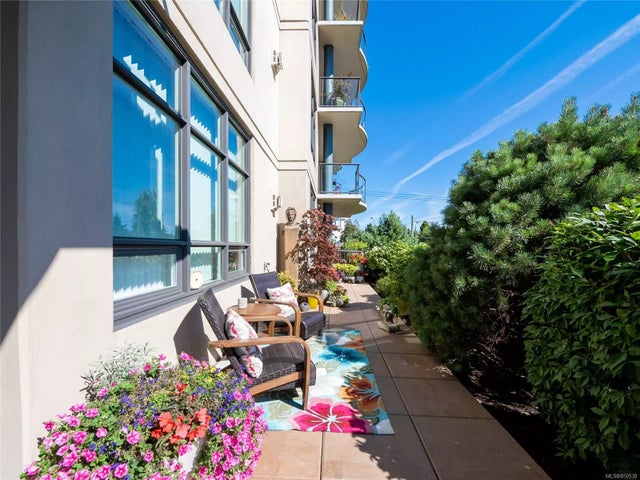2 of 44 - 225 Rosehill St 102, Nanaimo, BC