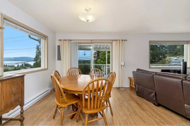 4 of 44 - 7954-56 York Ave, Crofton, BC