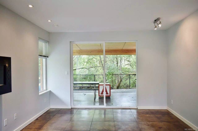 4 of 15 - 2190 Cowichan Bay Rd, Cowichan Bay, BC