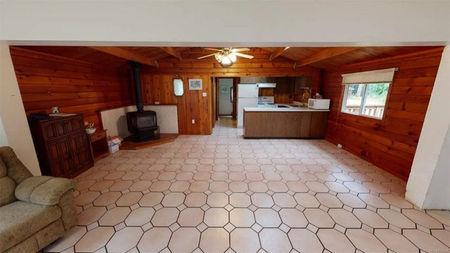 4 of 10 - 760 Captain Ahab's Terr, Gabriola Island, BC