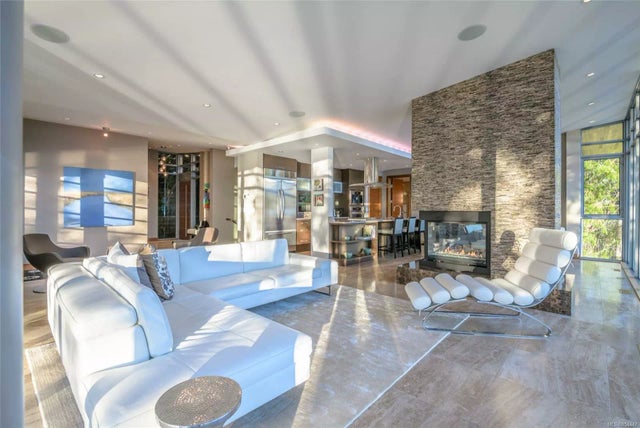 3 of 22 - 8171 Sa-seen-os Rd, Youbou, BC