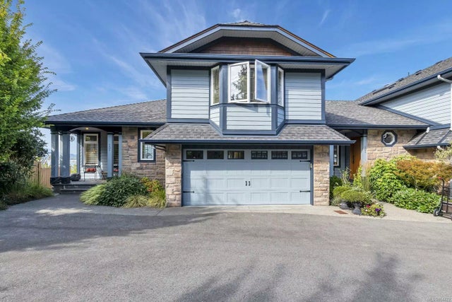 2 of 30 - 1715 Wilmot Rd 101, Cowichan Bay, BC