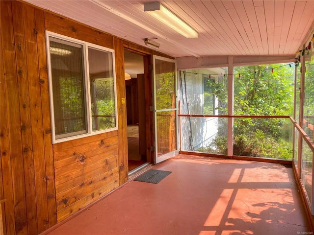 2 of 31 - 660 Pinewood Rd, Gabriola Island, BC