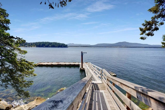2 of 35 - 225 Ivory Way, Gabriola Island, BC
