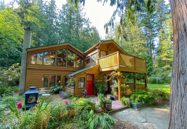 2 of 57 - 595 Wildwood Cres, Gabriola Island, BC