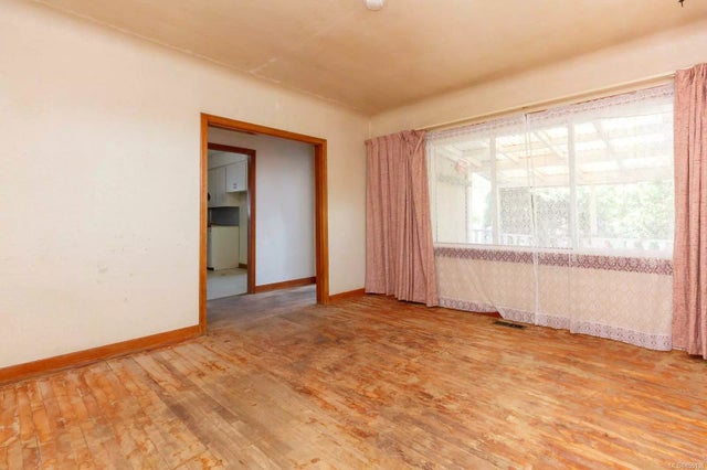 4 of 18 - 1598 Joan Ave, Crofton, BC