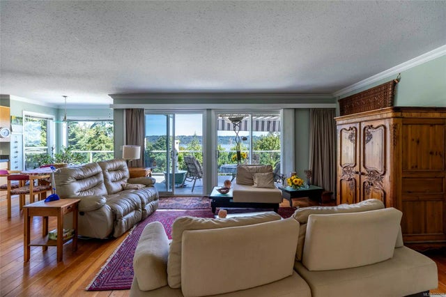 5 of 41 - 400 Holiday Rd, Fanny Bay, BC