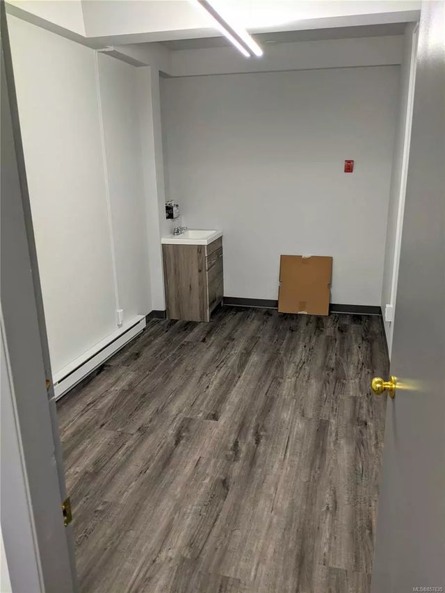 3 of 5 - 733 Johnson St 226, Victoria, BC