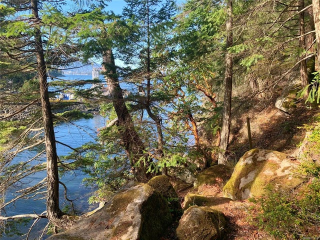 1 of 20 - Lt 3 Taylor Bay Rd, Gabriola Island, BC